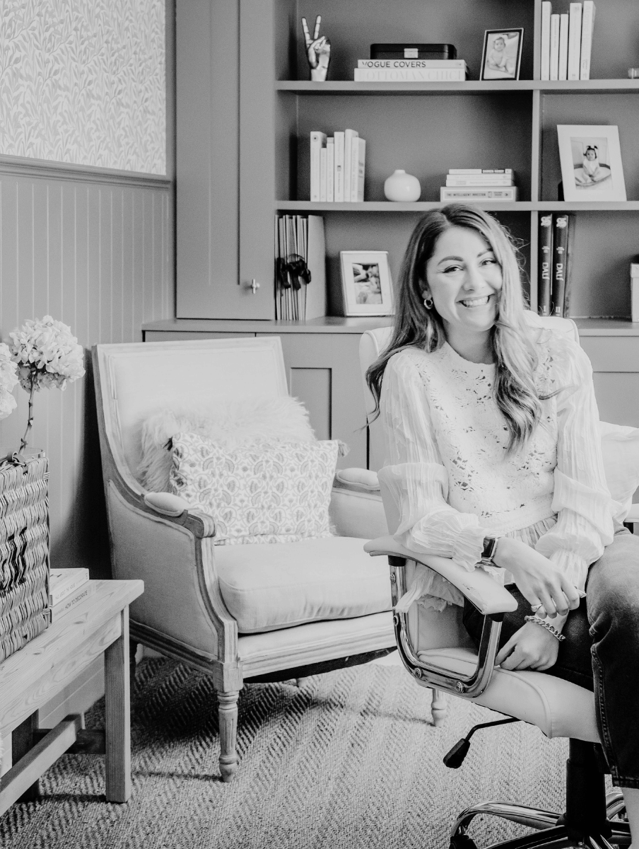 Amy Elizabeth Prior — professional organiser turned identity reinvention architect